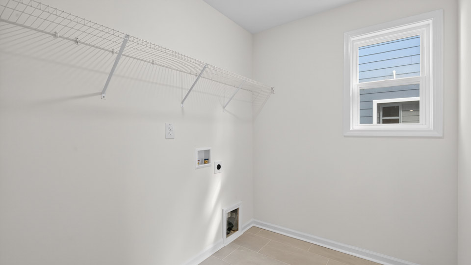 walkin closet with wire shelving