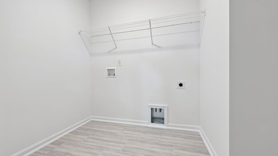 laundry room with washer and dryer hookups