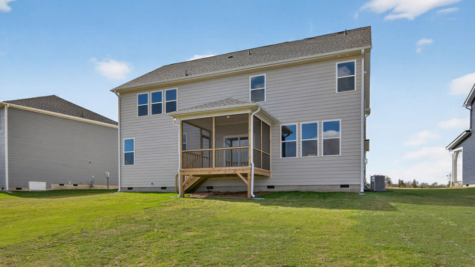 * Photos are not of actual home or interior features and are representative of floor plan only. *