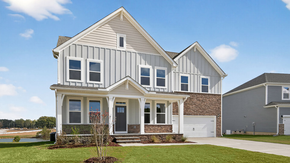 * Photos are not of actual home or interior features and are representative of floor plan only. *