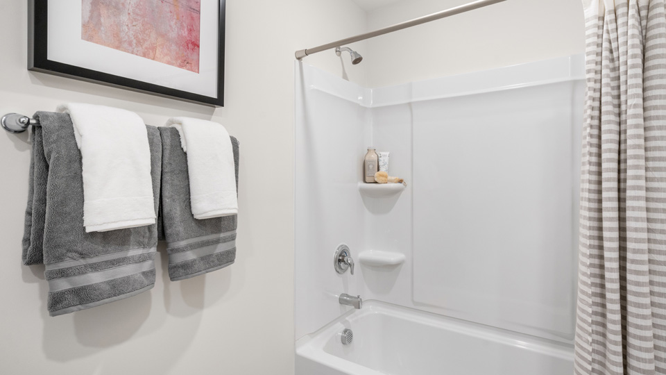 SECONDARY BATHROOM