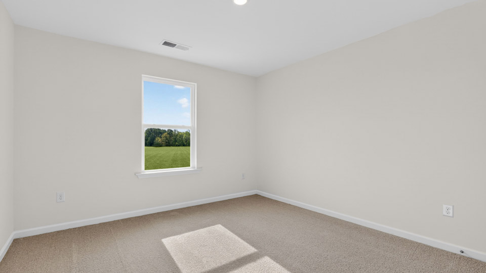 Bedroom with carpet floor and closet