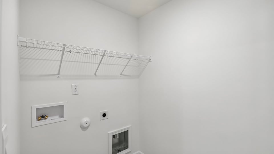 laundry room with washer and dryer hookups