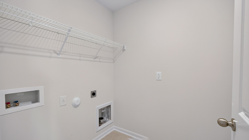laundry room with washer and dryer hookups