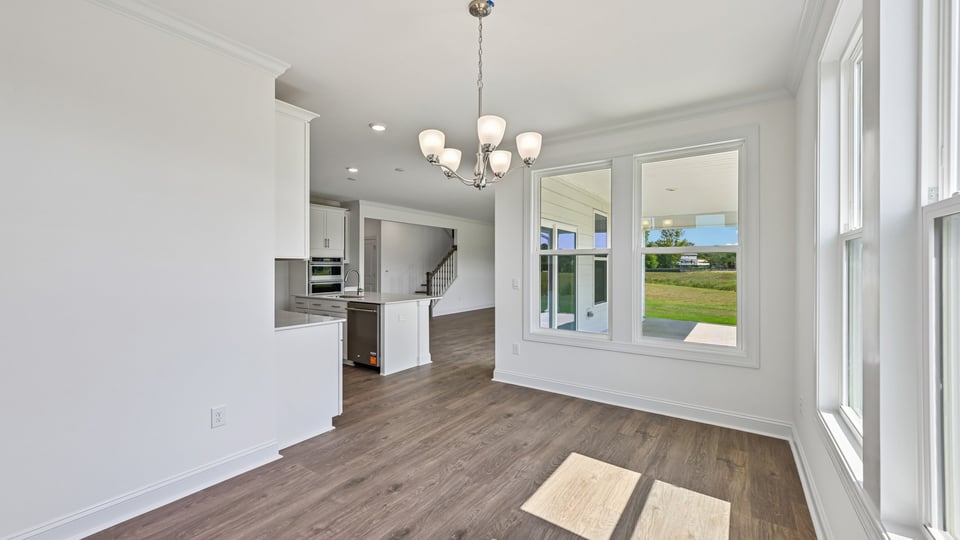 breakfast area with sliding glass doors to patio