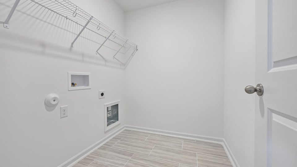 laundry room with washer and dryer hookups