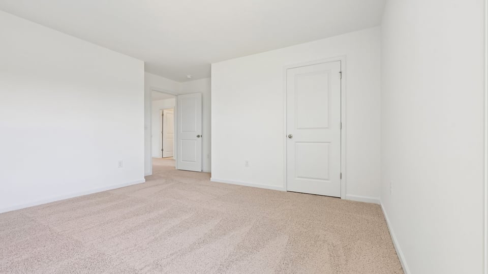 bedroom with carpet flooring