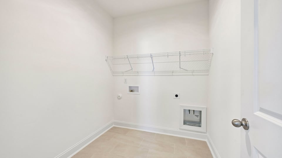 laundry room with washer and dryer hookups