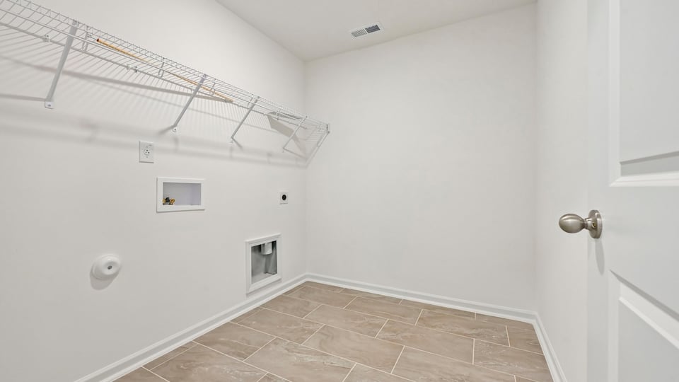 laundry room with washer and dryer hookups