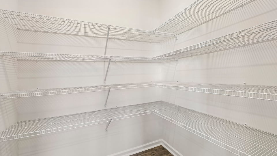 walkin pantry with wire shelving