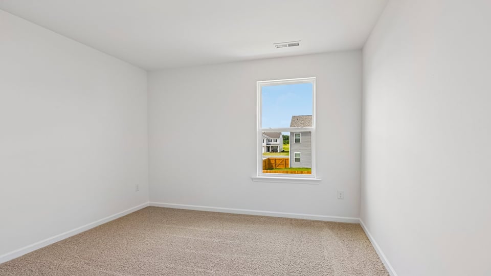 bedroom with carpet flooring