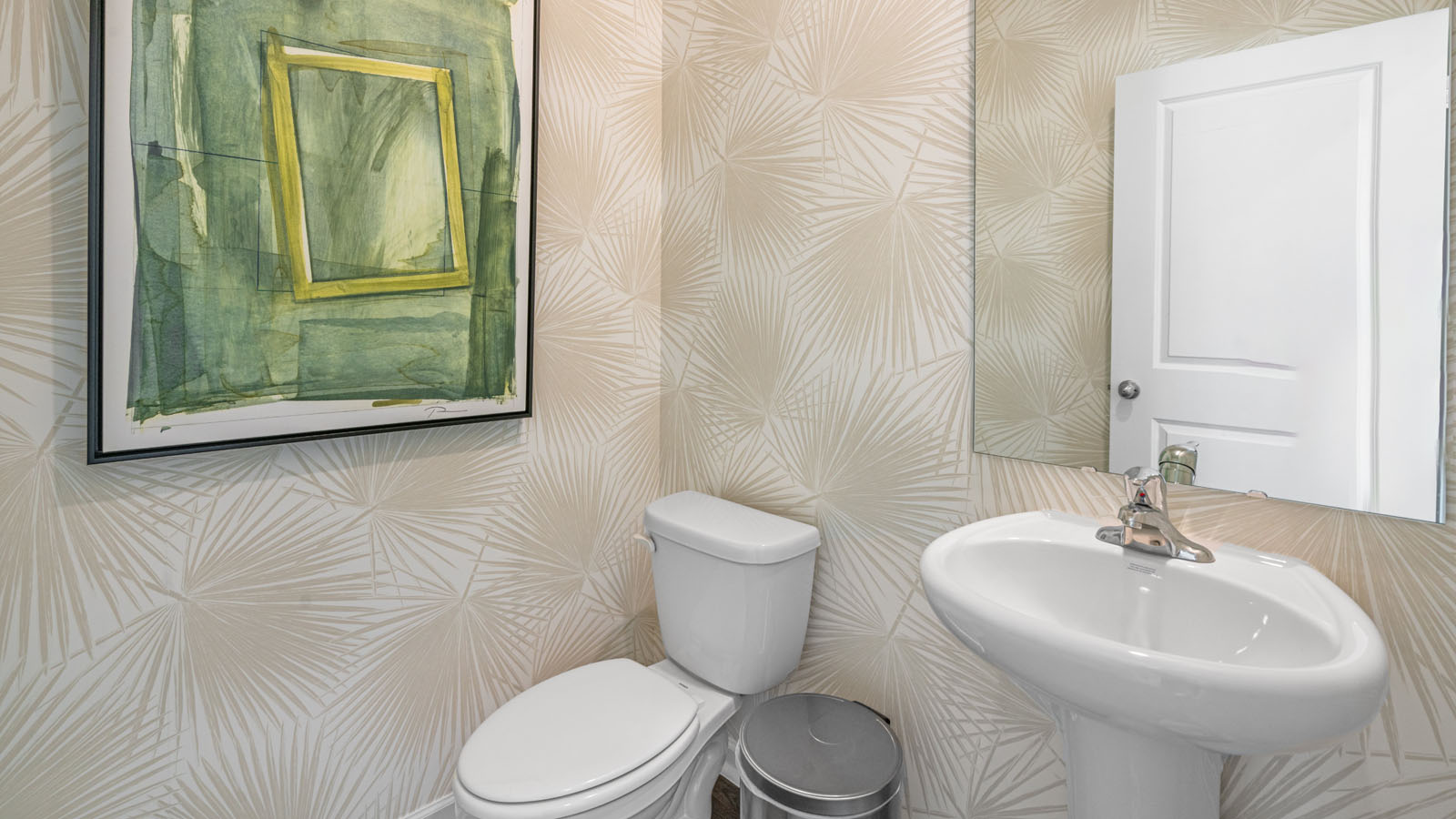 1ST FLOOR POWDER ROOM