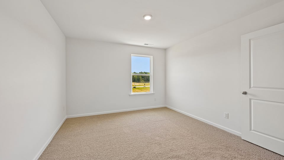 bedroom with carpet flooring