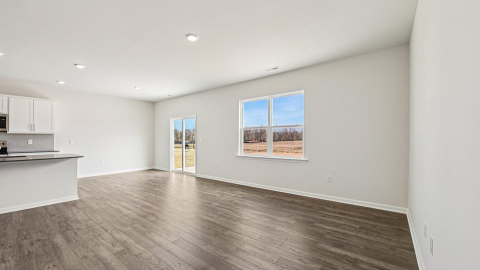 DINING AREA/FAMILY ROOM