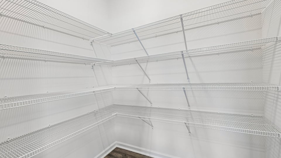 walkin pantry with wire shelving