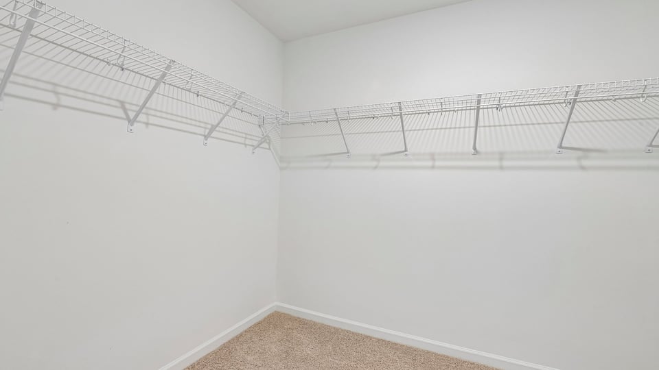 walkin closet with wire shelving