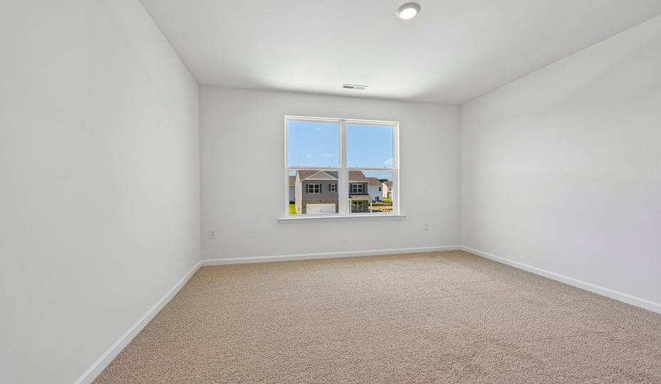bedroom with carpet flooring
