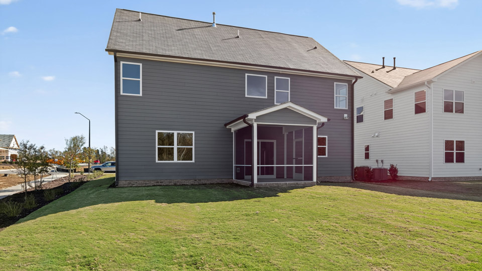 * Photos are not of actual home or interior features and are representative of floor plan only. *