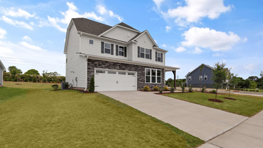 lucas g exterior