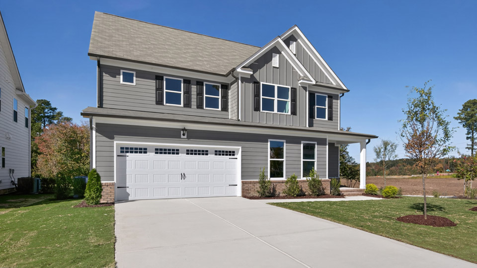 lucas exterior