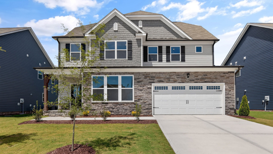 lucas g exterior
