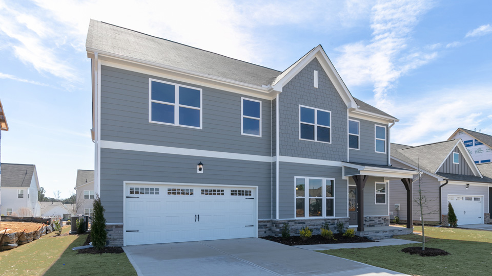 * Photos are not of actual home or interior features and are representative of floor plan only. *