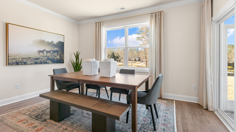 Bennett Model Dining Area