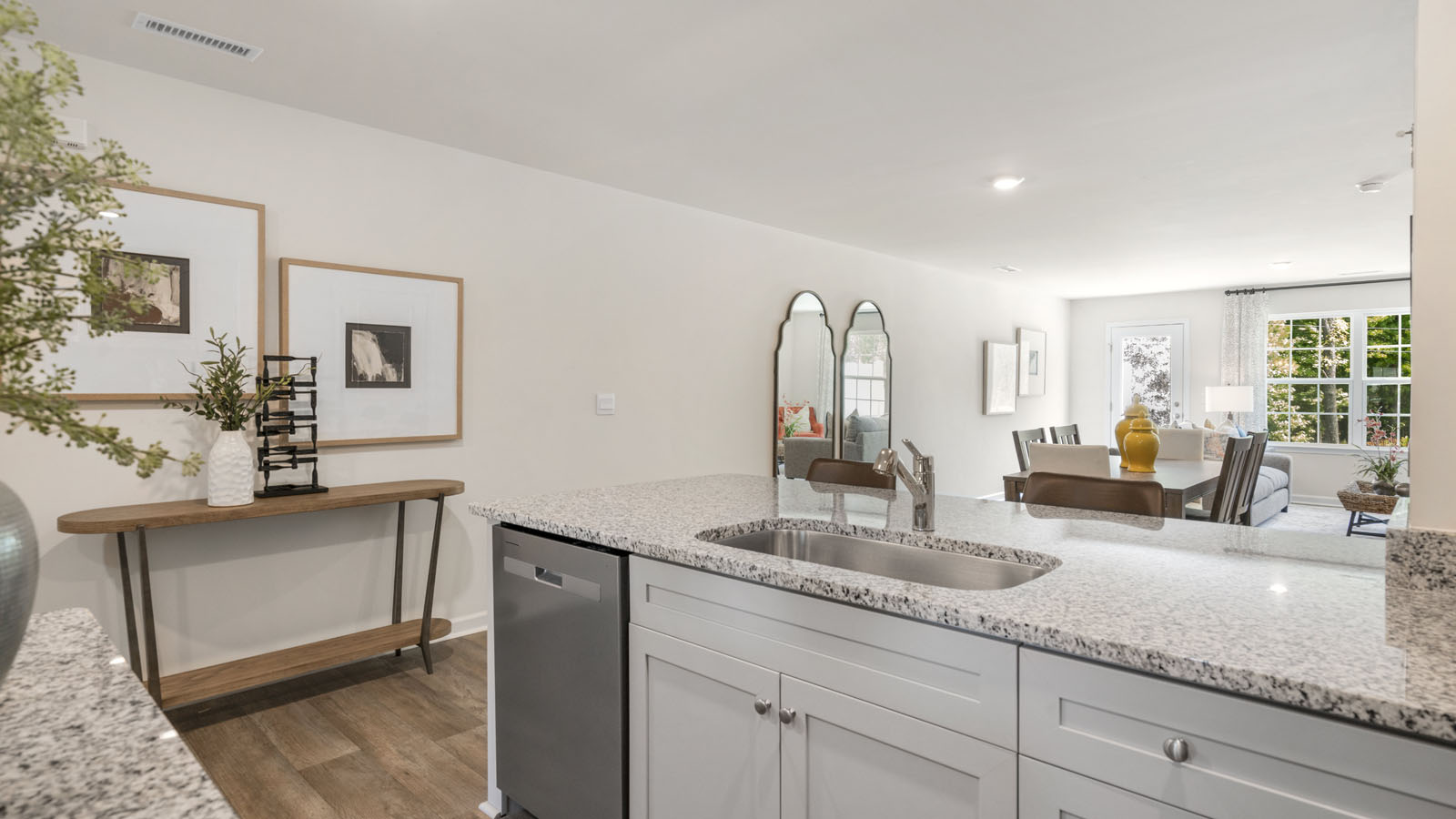 Kitchen with quartz counters