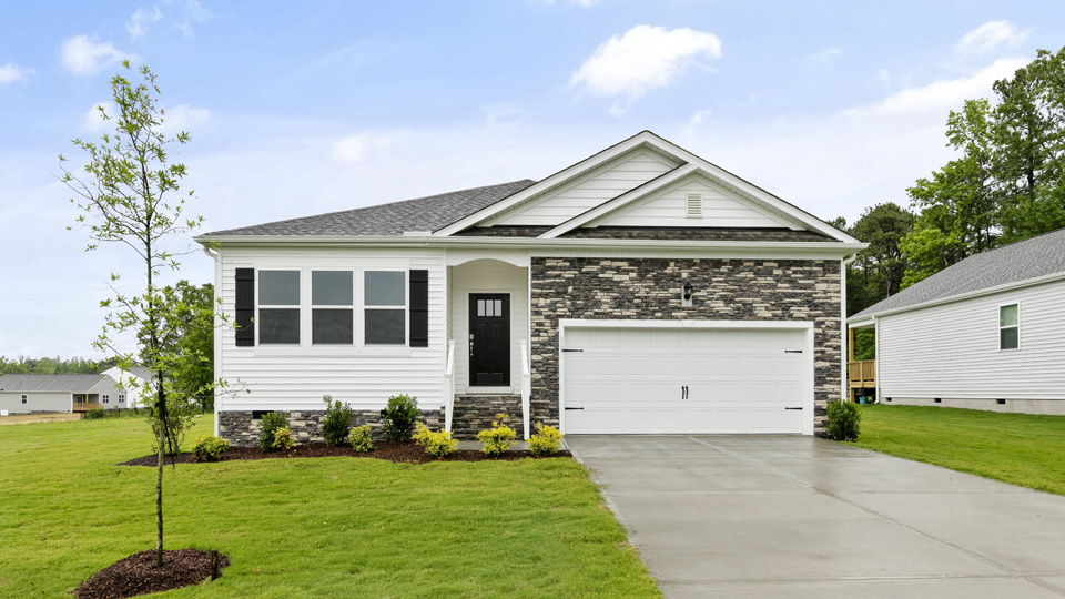 front exterior aberdeen F with 2 car garage