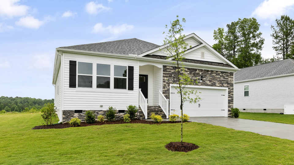 front exterior aberdeen F with 2 car garage