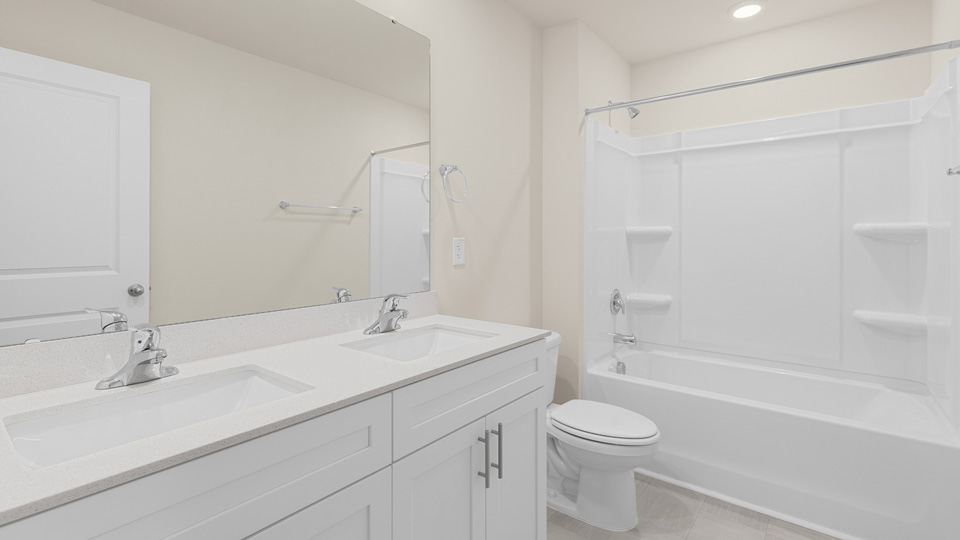 Bathroom with quartz counters