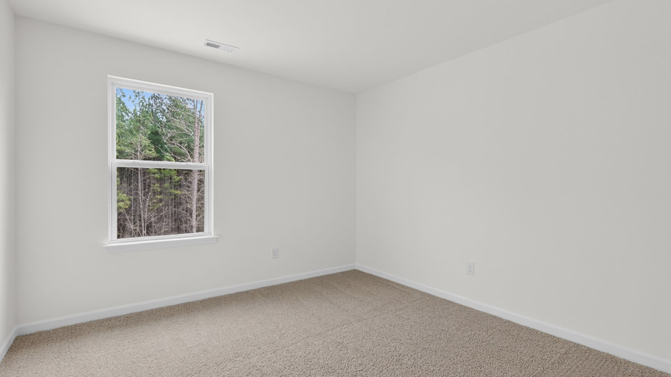 Bedroom with carpet floor and closet