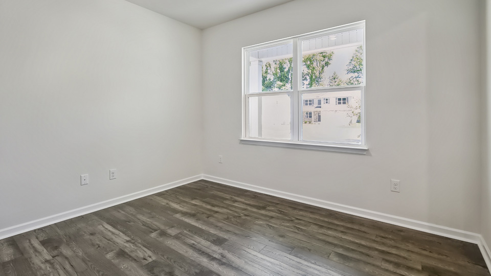 Foyer area with flex room