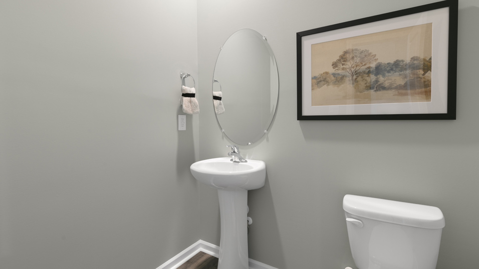 half bath with single pedestal sink