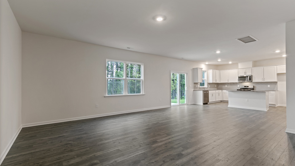 DINING AREA/FAMILY ROOM