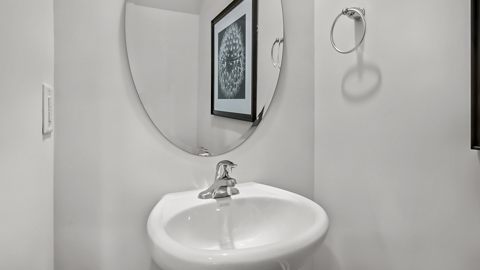 half bath with single pedestal sink