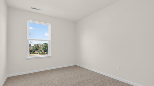 bedroom with carpet flooring