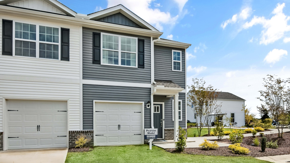 * Photos are not of actual home or interior features and are representative of floor plan only. *