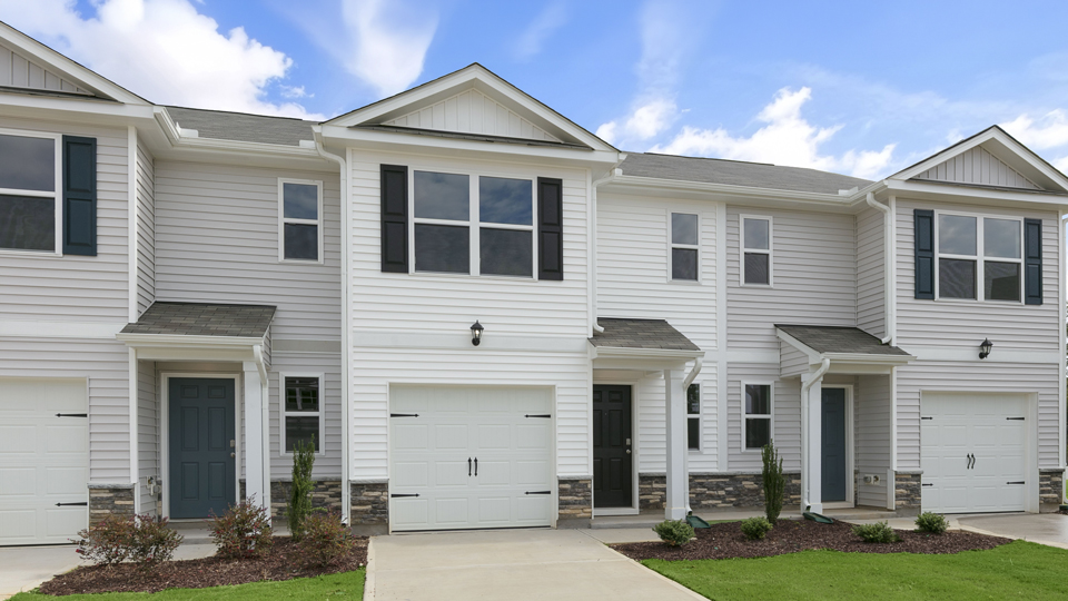384 Freestall Drive exterior