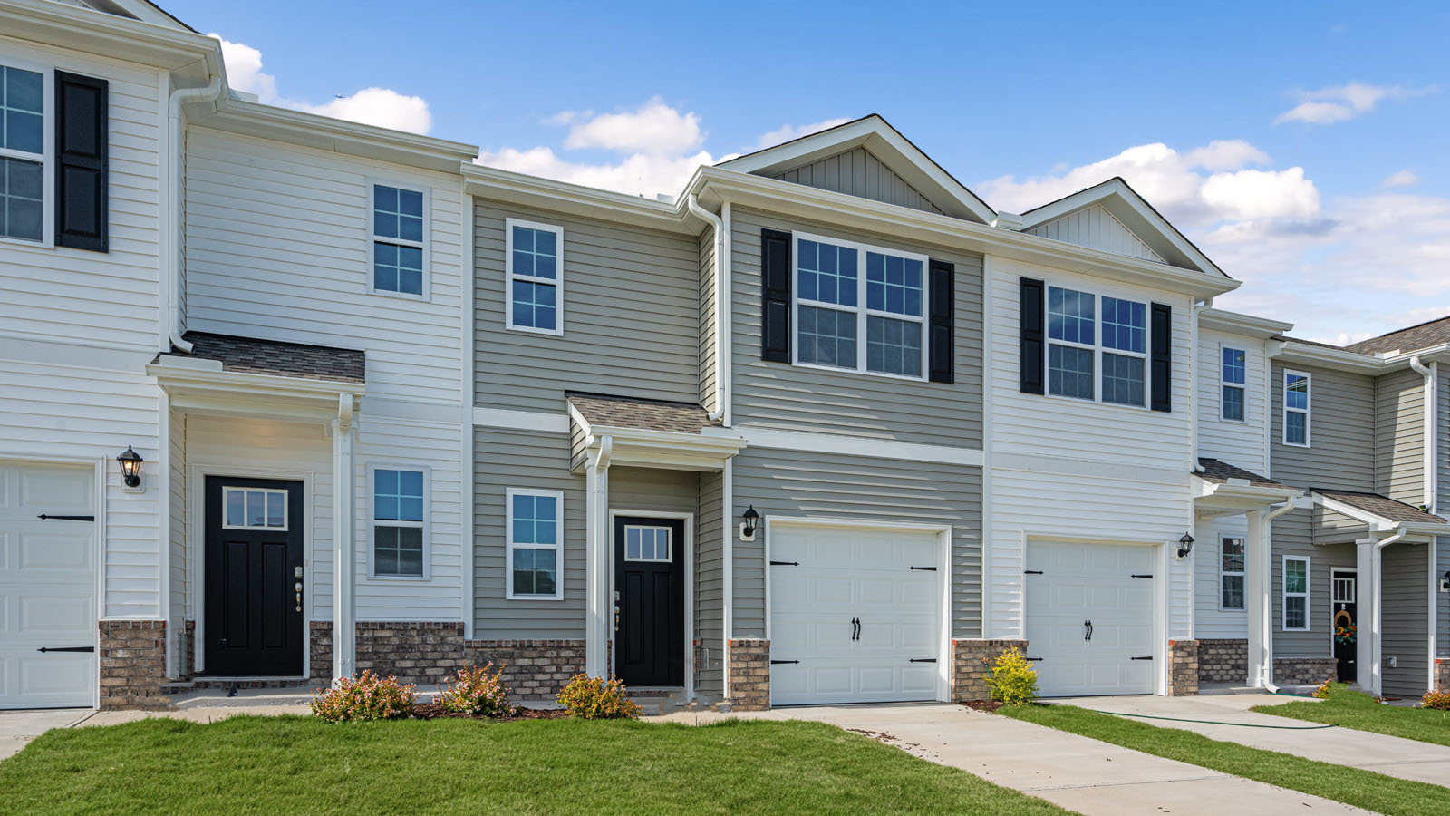 376 Freestall Drive exterior