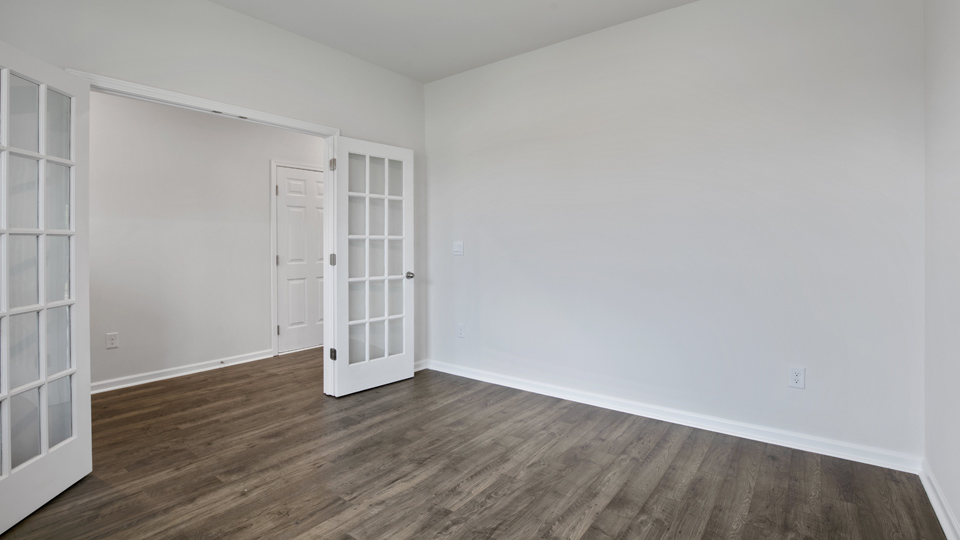 Foyer area with flex room