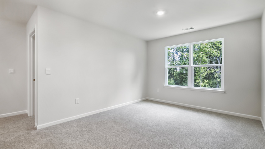Loft area with carpet