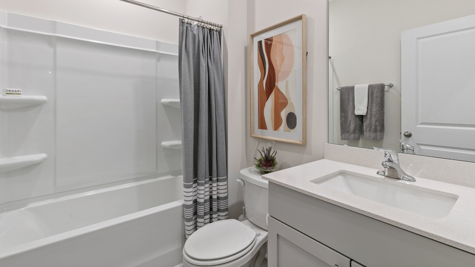 Bathroom with quartz counters