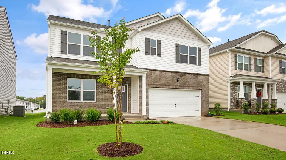 * Photos are not of actual home or interior features and are representative of floor plan only. *