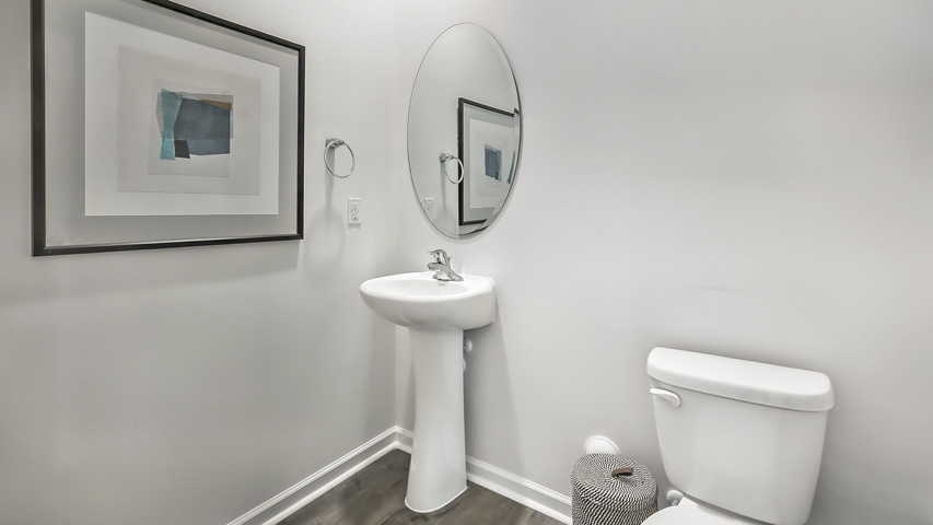 half bath with single pedestal sink