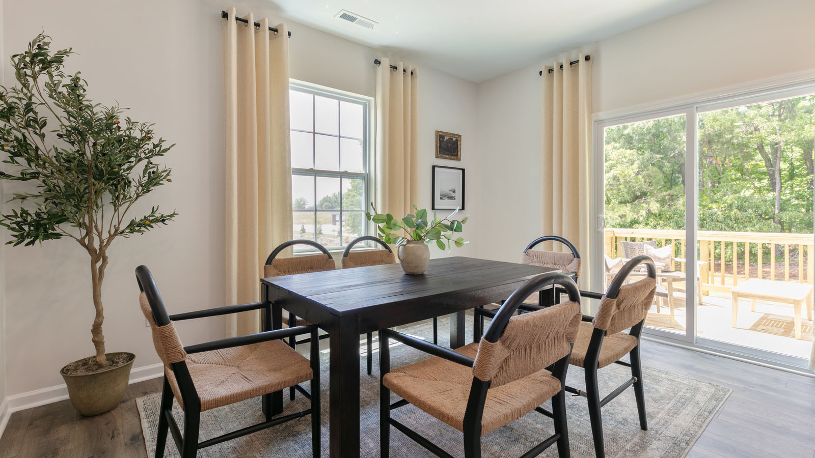 Wilmington Model Dining