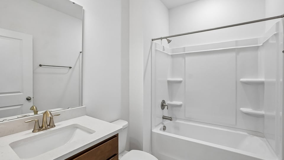 secondary bathroom