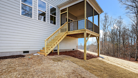 REAR DECK