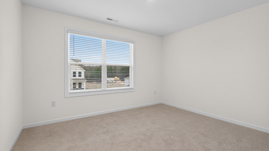 bedroom with carpet flooring