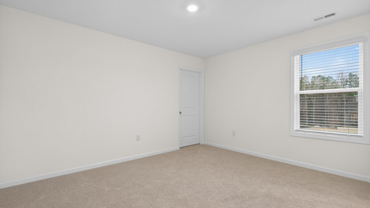 bedroom with carpet flooring